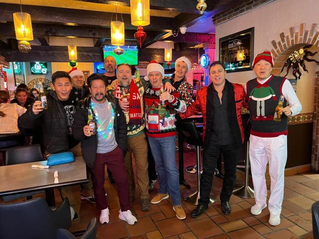 2022 Holiday Crawl photo